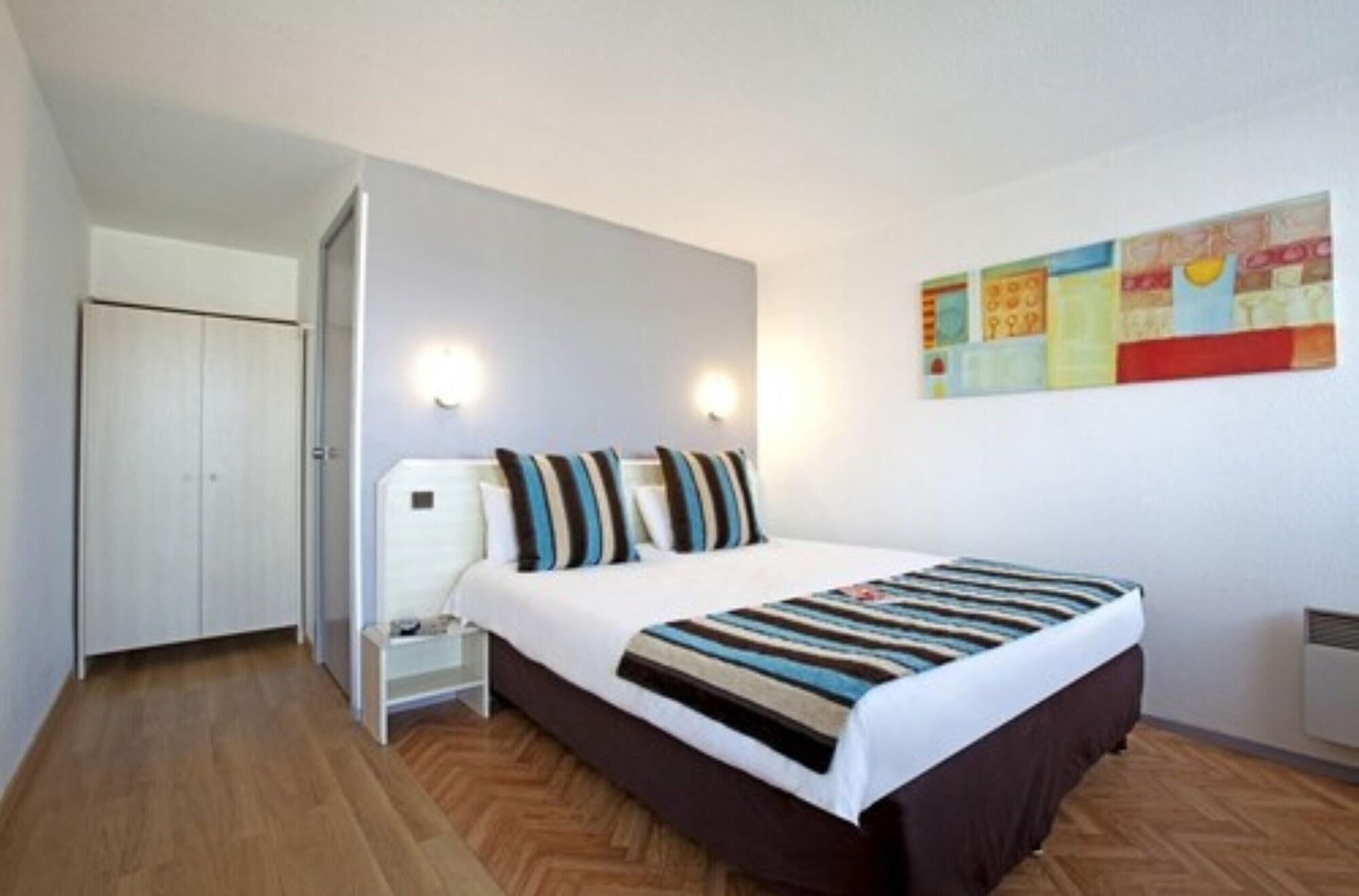 Sure Hotel By Best Western Biarritz Aeroport Kültér fotó